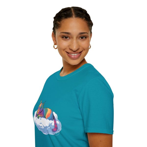 Tshirt Drapeau LGBT chat allongé sur un nuage design mignon et poétique pour sensibilisation et inclusion LGBTQ+ shirt t-shirt - Image 105