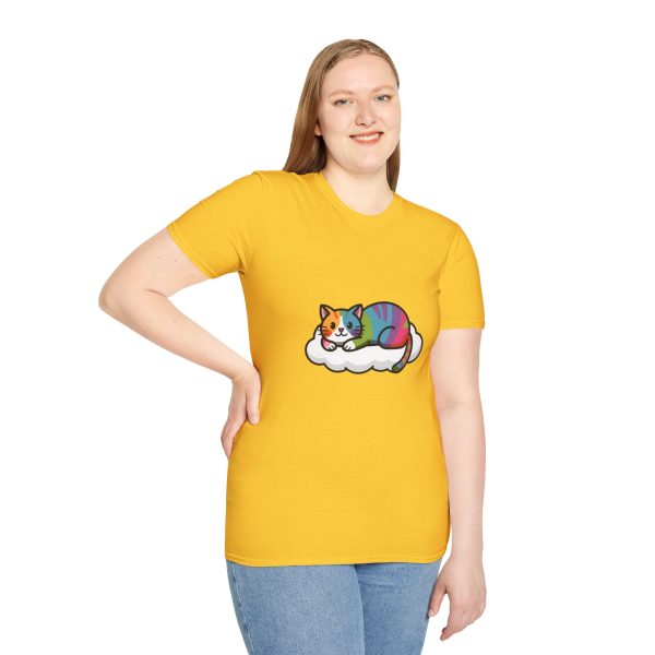 Tshirt LGBTQ+ chat allongé sur un nuage design mignon et apaisant pour célébrer l'amour et la diversité dans la communauté LGBTQ+ t-shirt - Image 53