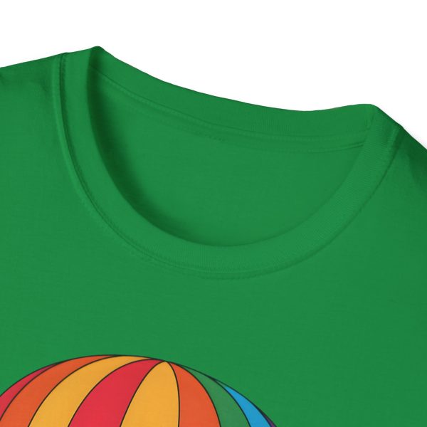 Tshirt LGBTQ+ montgolfière avec étoiles design coloré pour sensibilisation et soutien à la communauté LGBT+ et égalité shirt t-shirt - Image 87