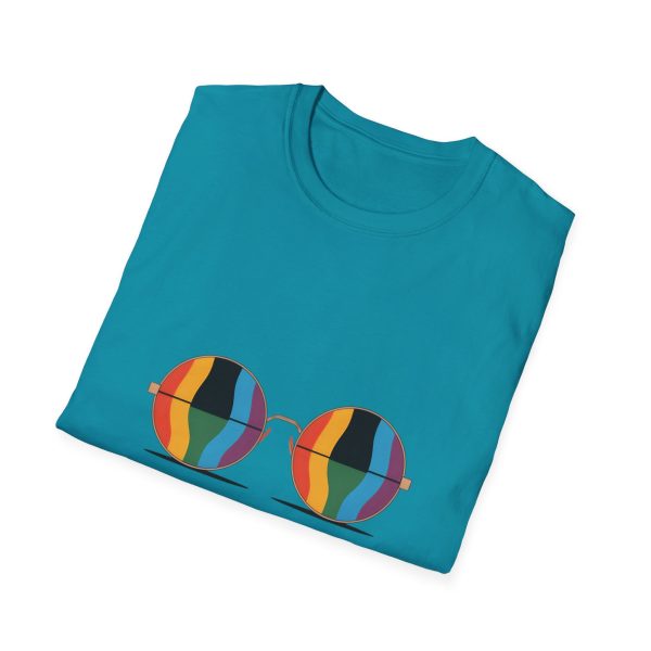 Tshirt Drapeau LGBT paire de lunettes sur fond noir design stylé et vibrant pour sensibilisation et soutien LGBTQ+ shirt t-shirt - Image 100