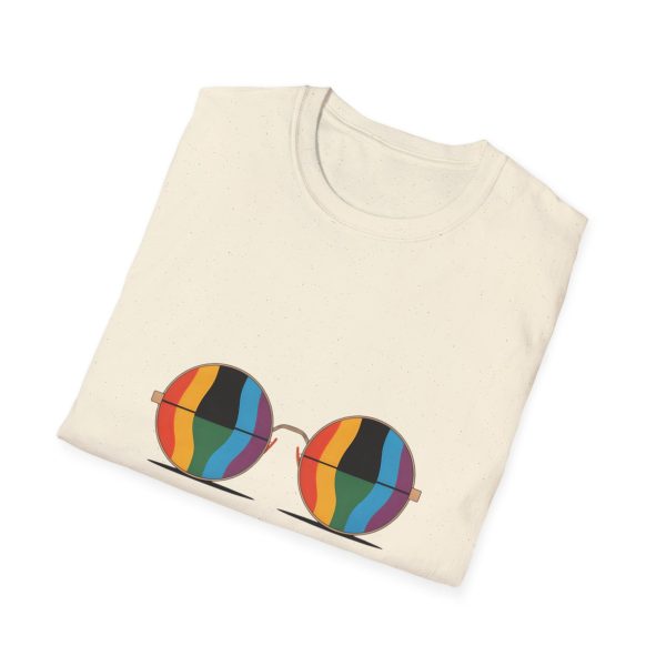 Tshirt Drapeau LGBT paire de lunettes sur fond noir design stylé et vibrant pour sensibilisation et soutien LGBTQ+ shirt t-shirt - Image 40