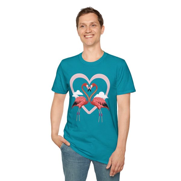 Tshirt LGBTQ+ flamants roses formant un coeur design symbolique et symbolique pour célébrer l'amour et la diversité LGBTQ+ shirt t-shirt - Image 103