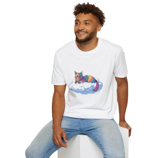 Tshirt Drapeau LGBT chat allongé sur un nuage design mignon et poétique pour sensibilisation et inclusion LGBTQ+ shirt t-shirt - Image 24