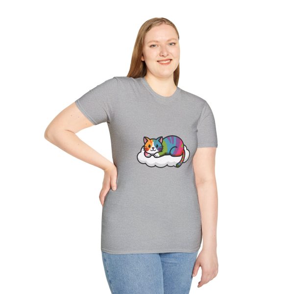 Tshirt LGBTQ+ chat allongé sur un nuage design mignon et apaisant pour célébrer l'amour et la diversité dans la communauté LGBTQ+ t-shirt - Image 29