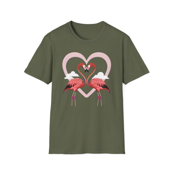 Tshirt LGBTQ+ flamants roses formant un coeur design symbolique et symbolique pour célébrer l'amour et la diversité LGBTQ+ shirt t-shirt - Image 61