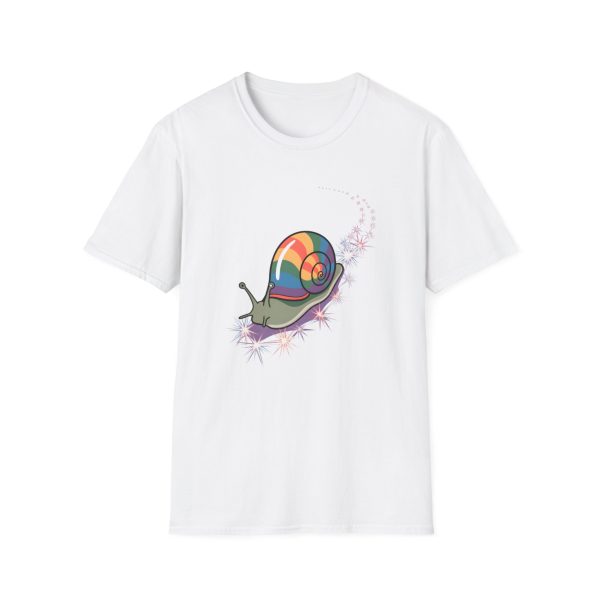 Tshirt LGBT+ escargot avec coquille colorée sur son dos design original et mignon pour célébrer la diversité et fierté LGBTQ+ shirt t-shirt - Image 13