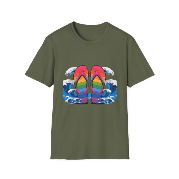 Tshirt LGBT+ tongs flottant dans l'eau design coloré et décontracté pour célébrer la fierté LGBTQ+ et l'amour universel shirt t-shirt - Image 61