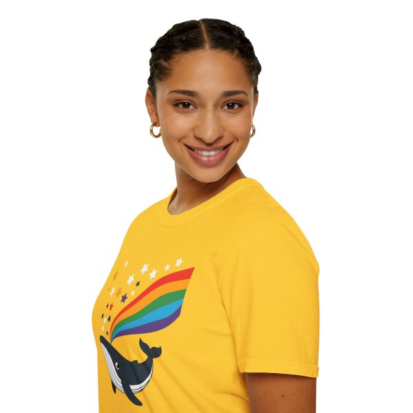 Tshirt LGBTQ+ baleine avec arc-en-ciel et étoiles design magique et coloré pour soutenir la diversité et inclusion LGBTQ+ shirt t-shirt - Image 57