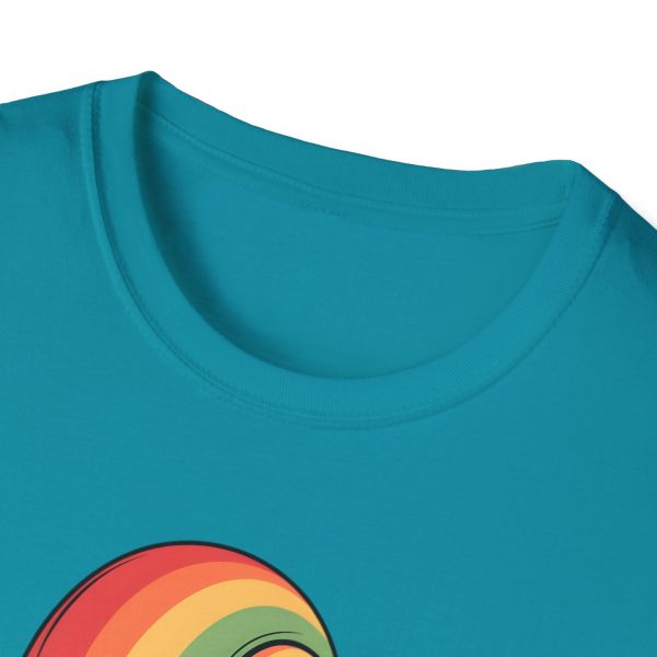 Tshirt Drapeau LGBT escargot et tortue sur fond noir design amusant pour sensibilisation et soutien à la diversité LGBTQ+ shirt t-shirt - Image 99