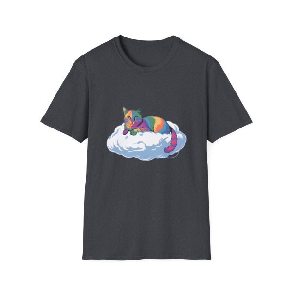 Tshirt Drapeau LGBT chat allongé sur un nuage design mignon et poétique pour sensibilisation et inclusion LGBTQ+ shirt t-shirt