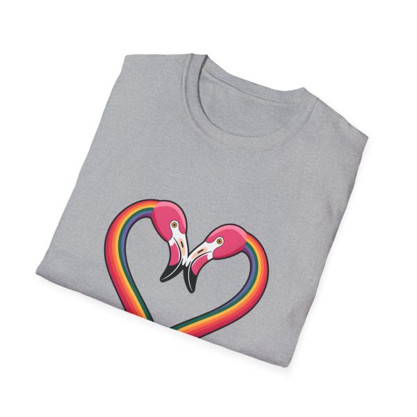 Tshirt Drapeau LGBT flamants roses en forme de coeur fond noir design romantique et symbolique pour célébrer l'amour LGBTQ+ t-shirt - Image 28