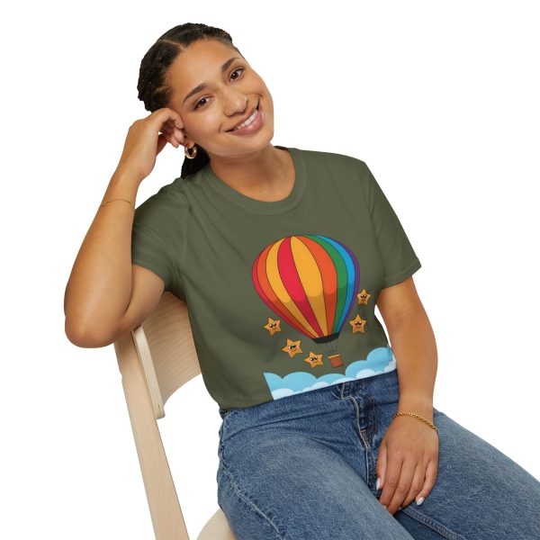 Tshirt LGBTQ+ montgolfière avec étoiles design coloré pour sensibilisation et soutien à la communauté LGBT+ et égalité shirt t-shirt - Image 70