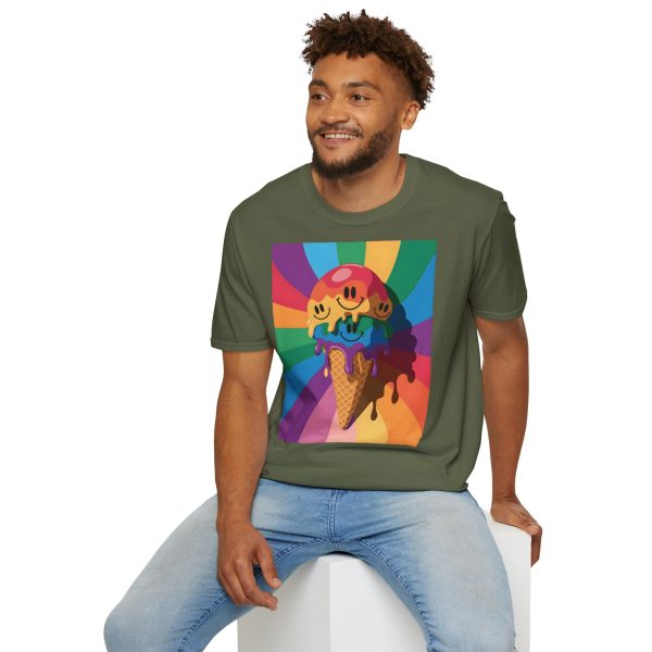 Tshirt Drapeau LGBT trois cônes de glace avec garnitures différentes design amusant et coloré pour célébrer la diversité LGBTQ+ t-shirt - Image 72