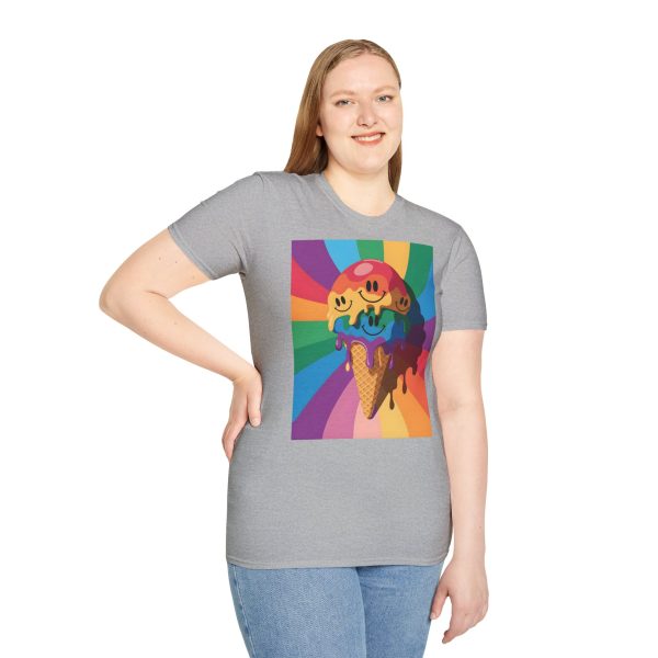 Tshirt Drapeau LGBT trois cônes de glace avec garnitures différentes design amusant et coloré pour célébrer la diversité LGBTQ+ t-shirt - Image 29