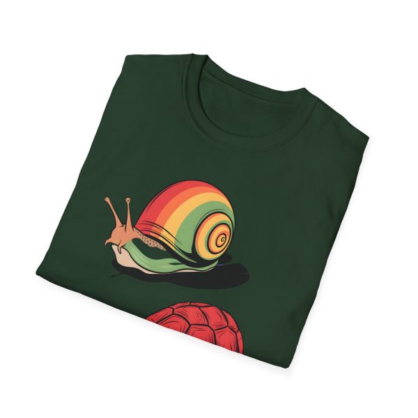 Tshirt Drapeau LGBT escargot et tortue sur fond noir design amusant pour sensibilisation et soutien à la diversité LGBTQ+ shirt t-shirt - Image 76