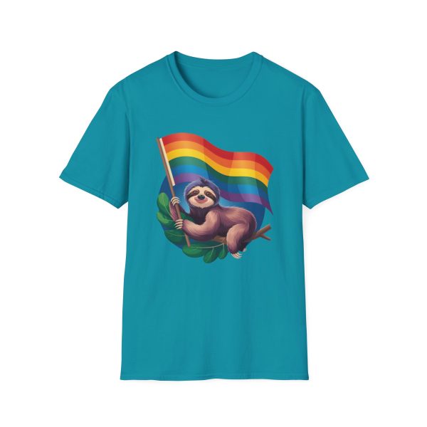 Tshirt Drapeau LGBT paresseux tenant un drapeau arc-en-ciel design amusant et mignon pour sensibilisation et inclusion LGBTQ+ shirt t-shirt - Image 97