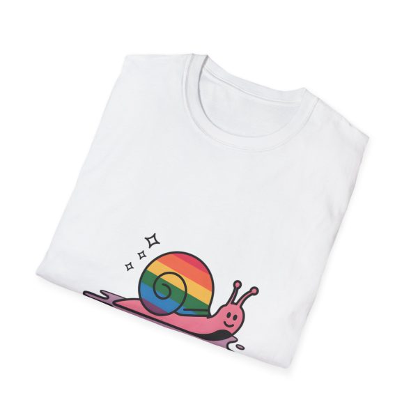 Tshirt Drapeau LGBT escargot avec coquille arc-en-ciel design amusant et coloré pour sensibilisation LGBTQ+ et fierté shirt t-shirt - Image 16