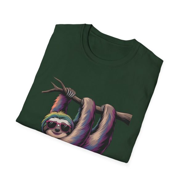 Tshirt LGBTQ+ paresseux accroché à une branche avec des lunettes de soleil design amusant et relaxant pour célébrer la fierté LGBTQ+ t-shirt - Image 76