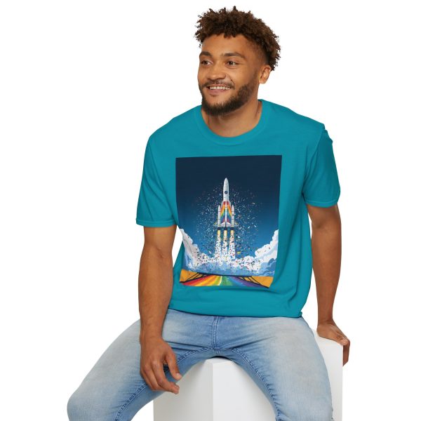 Tshirt LGBTQ+ fusée décolle dans le ciel design futuriste et inspirant pour célébrer la fierté et inclusion LGBTQ+ shirt t-shirt - Image 108