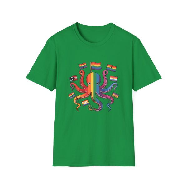 Tshirt Drapeau LGBT pieuvre tenant un drapeau arc-en-ciel et d'autres drapeaux design coloré et amusant pour célébrer LGBTQ+ shirt t-shirt - Image 85