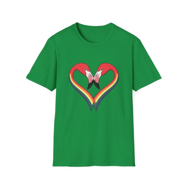 Tshirt LGBT+ flamants roses formant un coeur design symbolique pour célébration de l'amour et fierté LGBTQ+ et diversité shirt t-shirt - Image 85