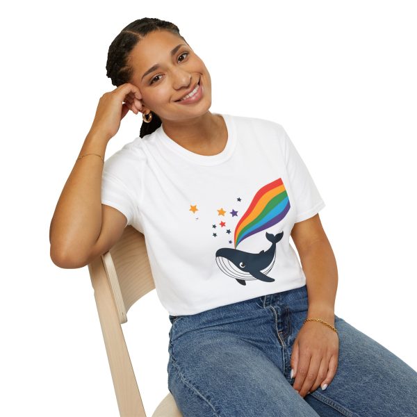 Tshirt LGBTQ+ baleine avec arc-en-ciel et étoiles design magique et coloré pour soutenir la diversité et inclusion LGBTQ+ shirt t-shirt - Image 22