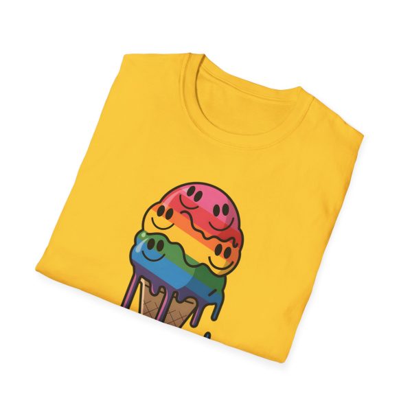 Tshirt Drapeau LGBT glace arc-en-ciel avec visages souriants design ludique et coloré pour célébrer la diversité et inclusion LGBTQ+ t-shirt - Image 52