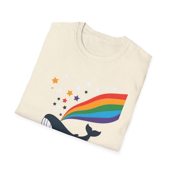 Tshirt LGBTQ+ baleine avec arc-en-ciel et étoiles design magique et coloré pour soutenir la diversité et inclusion LGBTQ+ shirt t-shirt - Image 40