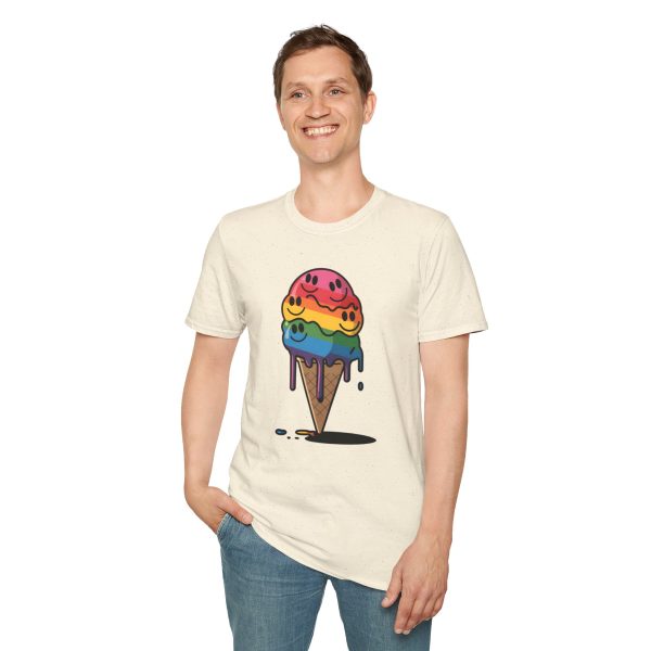 Tshirt Drapeau LGBT glace arc-en-ciel avec visages souriants design ludique et coloré pour célébrer la diversité et inclusion LGBTQ+ t-shirt - Image 43