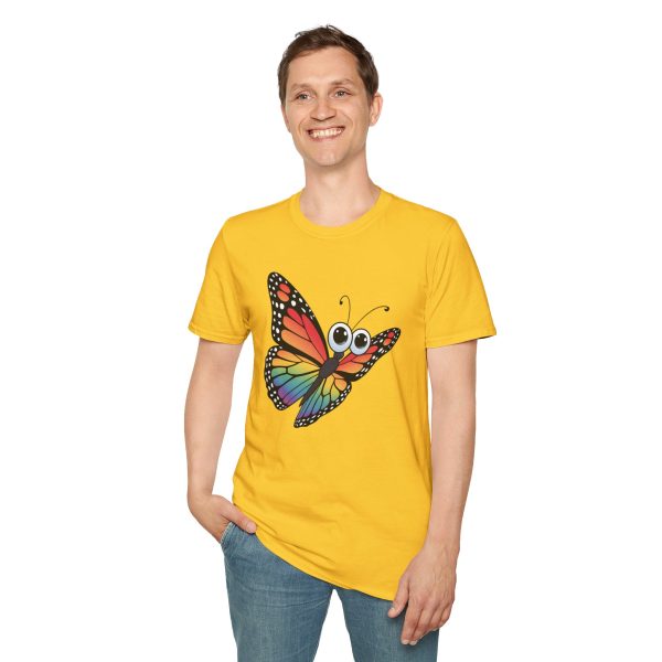 Tshirt Drapeau LGBT papillon coloré avec grands yeux sur fond noir design original et stylé pour sensibilisation à la fierté LGBTQ+ t-shirt - Image 55