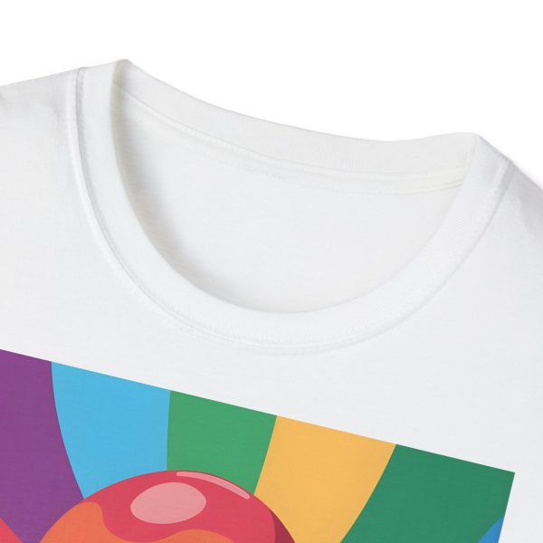 Tshirt Drapeau LGBT trois cônes de glace avec garnitures différentes design amusant et coloré pour célébrer la diversité LGBTQ+ t-shirt - Image 15