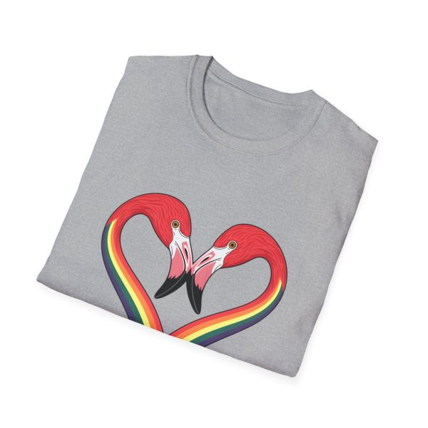 Tshirt LGBT+ flamants roses formant un coeur design symbolique pour célébration de l'amour et fierté LGBTQ+ et diversité shirt t-shirt - Image 28