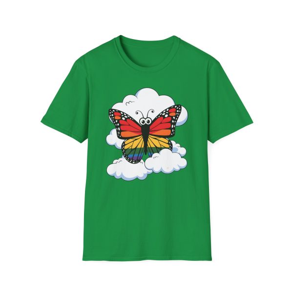 Tshirt Drapeau LGBT papillon assis sur un nuage dans le ciel design poétique et coloré pour sensibilisation et fierté LGBTQ+ shirt t-shirt - Image 85