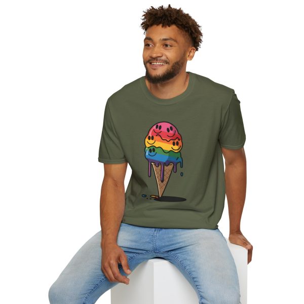 Tshirt Drapeau LGBT glace arc-en-ciel avec visages souriants design ludique et coloré pour célébrer la diversité et inclusion LGBTQ+ t-shirt - Image 72