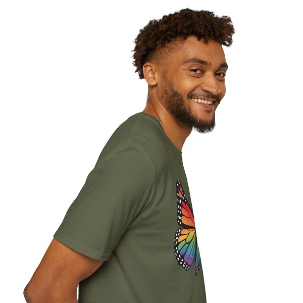 Tshirt Drapeau LGBT papillon coloré avec grands yeux sur fond noir design original et stylé pour sensibilisation à la fierté LGBTQ+ t-shirt - Image 71