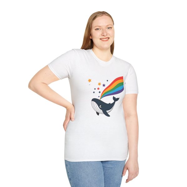 Tshirt LGBTQ+ baleine avec arc-en-ciel et étoiles design magique et coloré pour soutenir la diversité et inclusion LGBTQ+ shirt t-shirt - Image 17