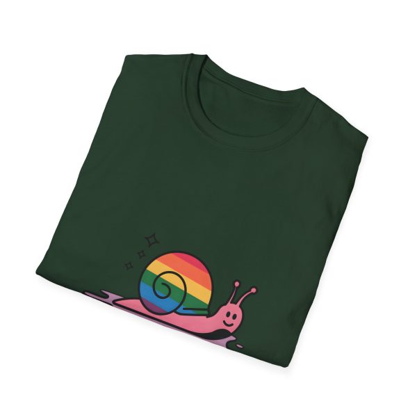 Tshirt Drapeau LGBT escargot avec coquille arc-en-ciel design amusant et coloré pour sensibilisation LGBTQ+ et fierté shirt t-shirt - Image 76