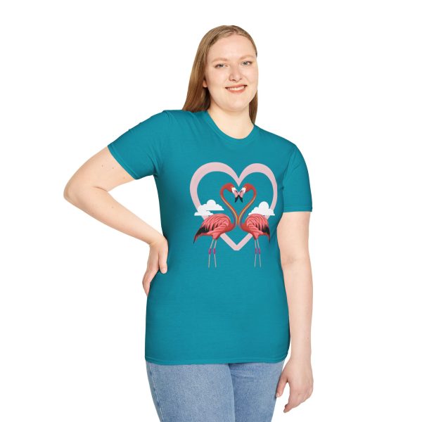 Tshirt LGBTQ+ flamants roses formant un coeur design symbolique et symbolique pour célébrer l'amour et la diversité LGBTQ+ shirt t-shirt - Image 101