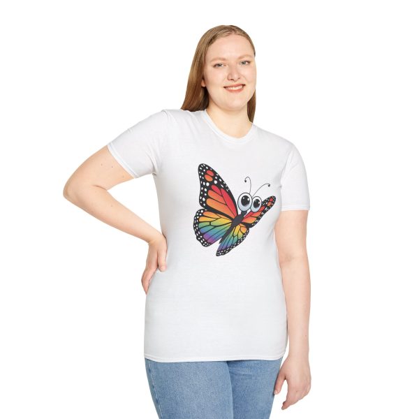 Tshirt Drapeau LGBT papillon coloré avec grands yeux sur fond noir design original et stylé pour sensibilisation à la fierté LGBTQ+ t-shirt - Image 17