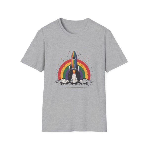 Tshirt LGBT+ fusée avec arc-en-ciel en arrière-plan design futuriste et coloré pour fierté et soutien à la communauté LGBTQ+ shirt t-shirt - Image 25