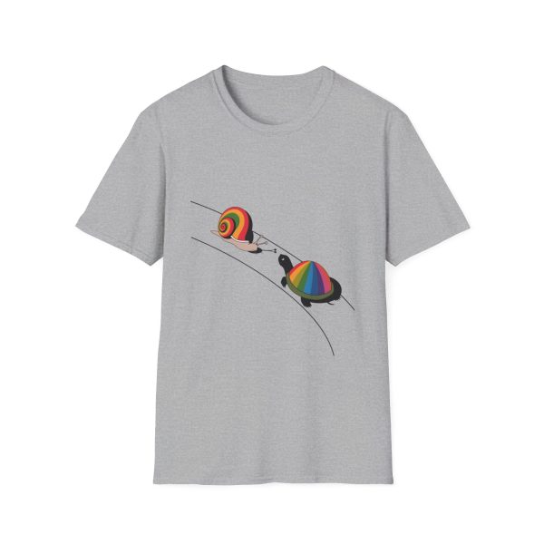 Tshirt Drapeau LGBT escargot avec coquille arc-en-ciel sur fond noir design stylé et vibrant pour sensibilisation LGBTQ+ shirt t-shirt - Image 25