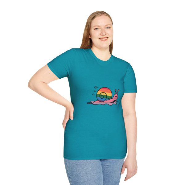 Tshirt Drapeau LGBT escargot avec coquille arc-en-ciel design amusant et coloré pour sensibilisation LGBTQ+ et fierté shirt t-shirt - Image 101