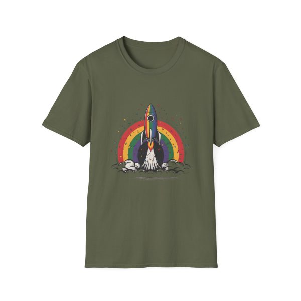 Tshirt LGBT+ fusée avec arc-en-ciel en arrière-plan design futuriste et coloré pour fierté et soutien à la communauté LGBTQ+ shirt t-shirt - Image 61