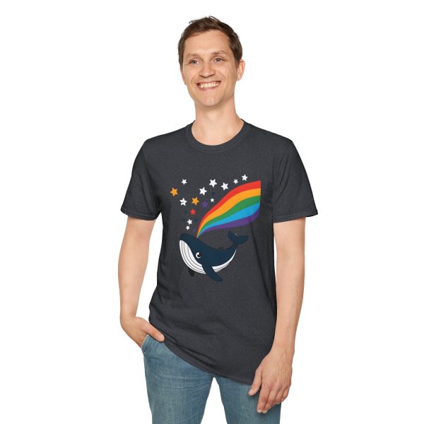 Tshirt LGBTQ+ baleine avec arc-en-ciel et étoiles design magique et coloré pour soutenir la diversité et inclusion LGBTQ+ shirt t-shirt - Image 7