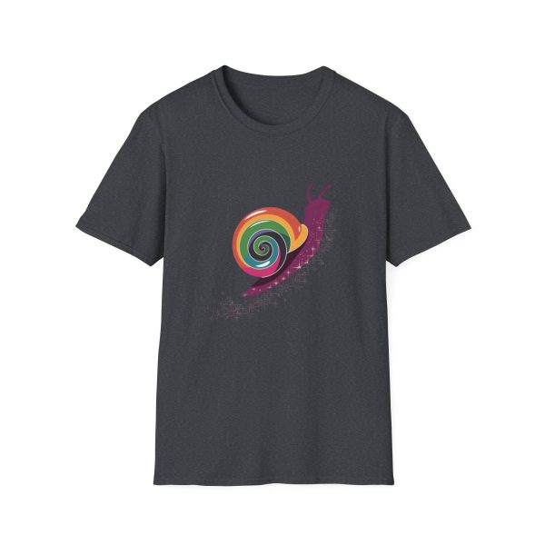 Tshirt Drapeau LGBT escargot assis sur un flocon de neige design mignon et coloré pour sensibilisation à la diversité LGBTQ+ shirt t-shirt