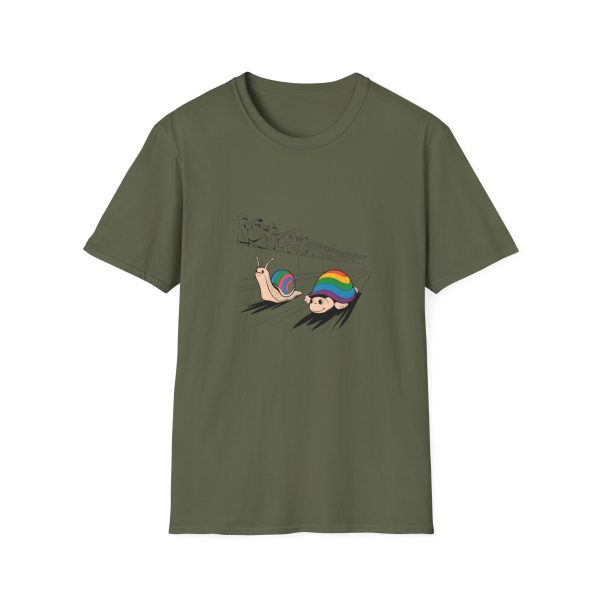 Tshirt LGBTQ+ deux escargots superposés design amusant pour célébrer la fierté et l'inclusion dans la communauté LGBT+ shirt t-shirt - Image 61