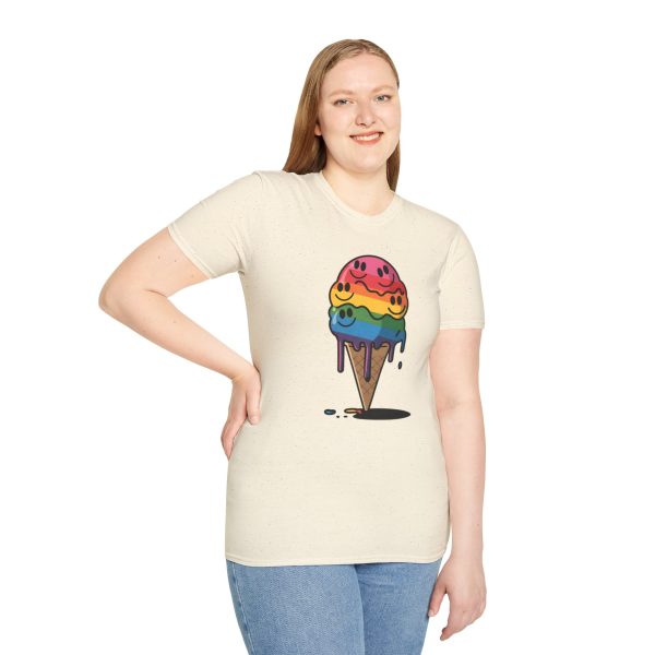 Tshirt Drapeau LGBT glace arc-en-ciel avec visages souriants design ludique et coloré pour célébrer la diversité et inclusion LGBTQ+ t-shirt - Image 41