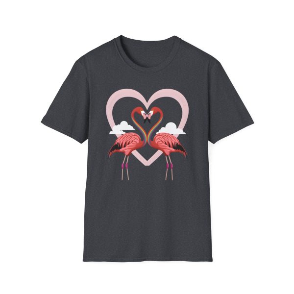 Tshirt LGBTQ+ flamants roses formant un coeur design symbolique et symbolique pour célébrer l'amour et la diversité LGBTQ+ shirt t-shirt