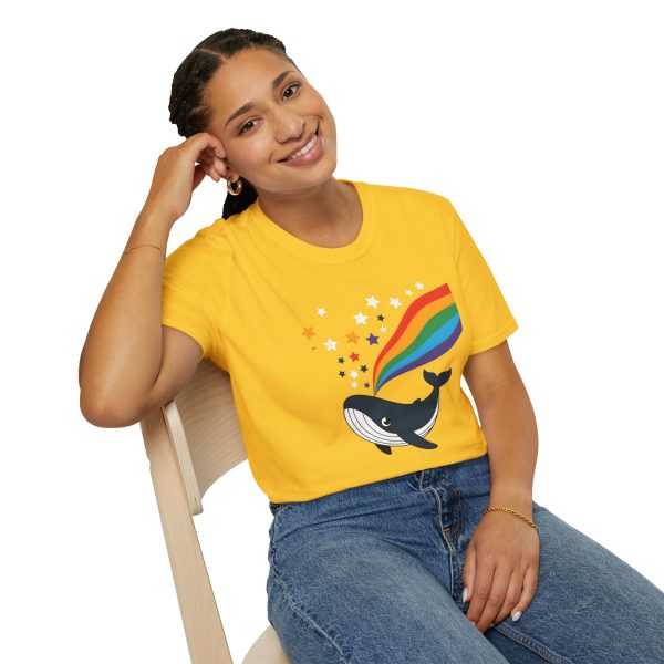 Tshirt LGBTQ+ baleine avec arc-en-ciel et étoiles design magique et coloré pour soutenir la diversité et inclusion LGBTQ+ shirt t-shirt - Image 58