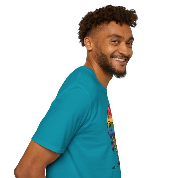 Tshirt Drapeau LGBT glace arc-en-ciel avec visages souriants design ludique et coloré pour célébrer la diversité et inclusion LGBTQ+ t-shirt - Image 107